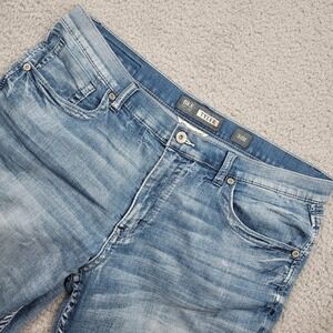 BKE Tyler Straight Leg Mens Jeans Size 38R Denim Light Wash Distressed